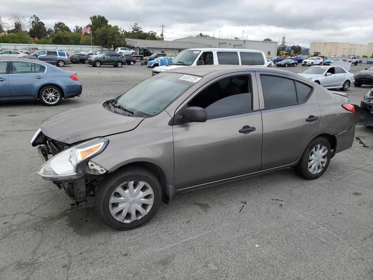 NISSAN VERSA S