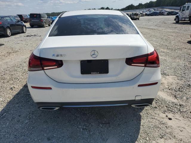 2019 MERCEDES-BENZ A 220 WDD3G4EB2KW026406