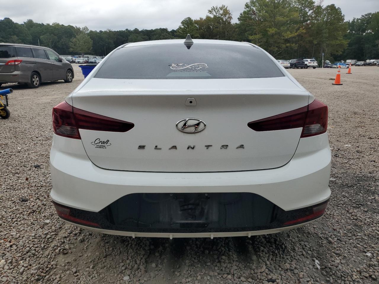 HYUNDAI ELANTRA SEL
