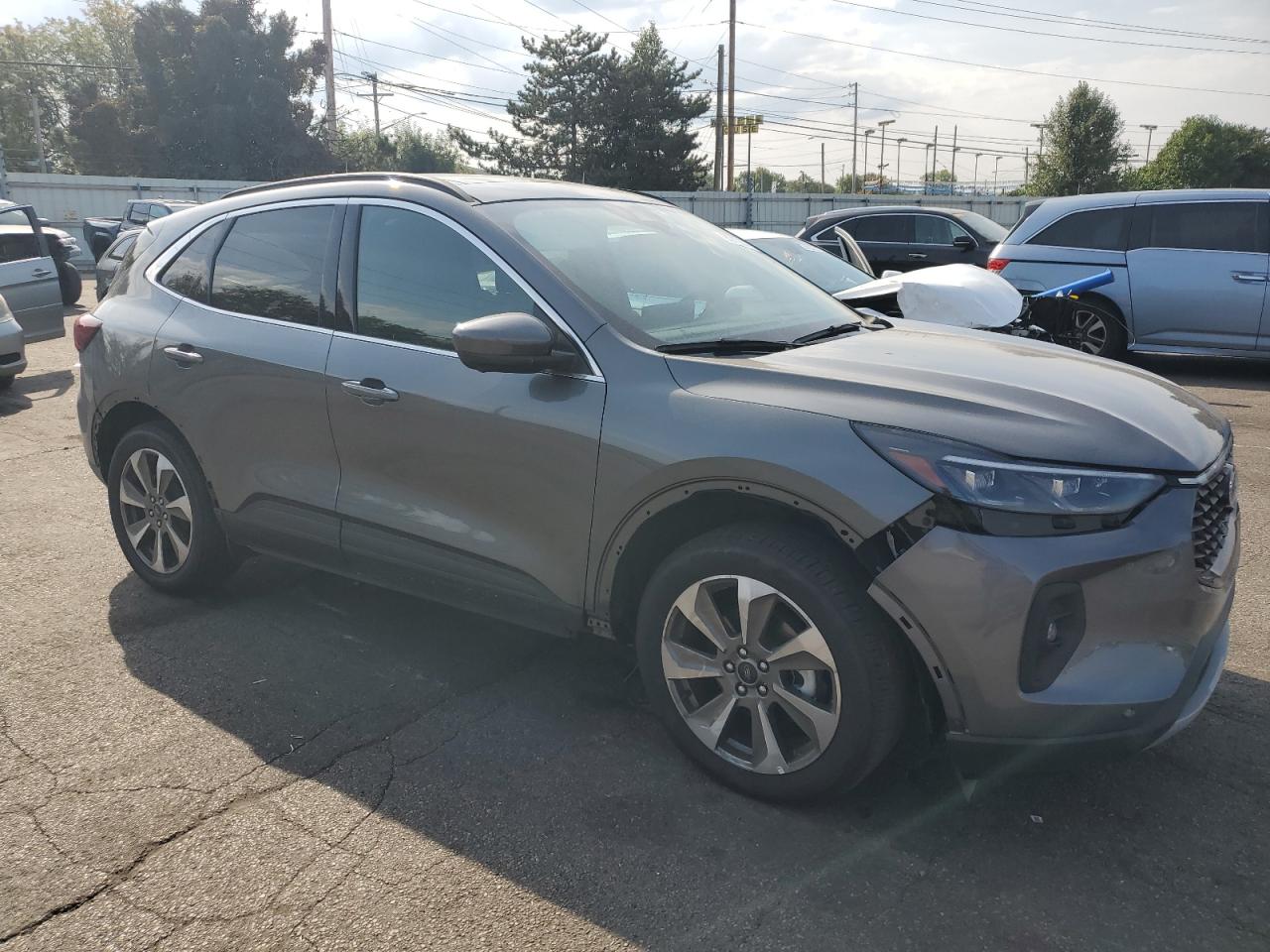 FORD ESCAPE PLATINUM