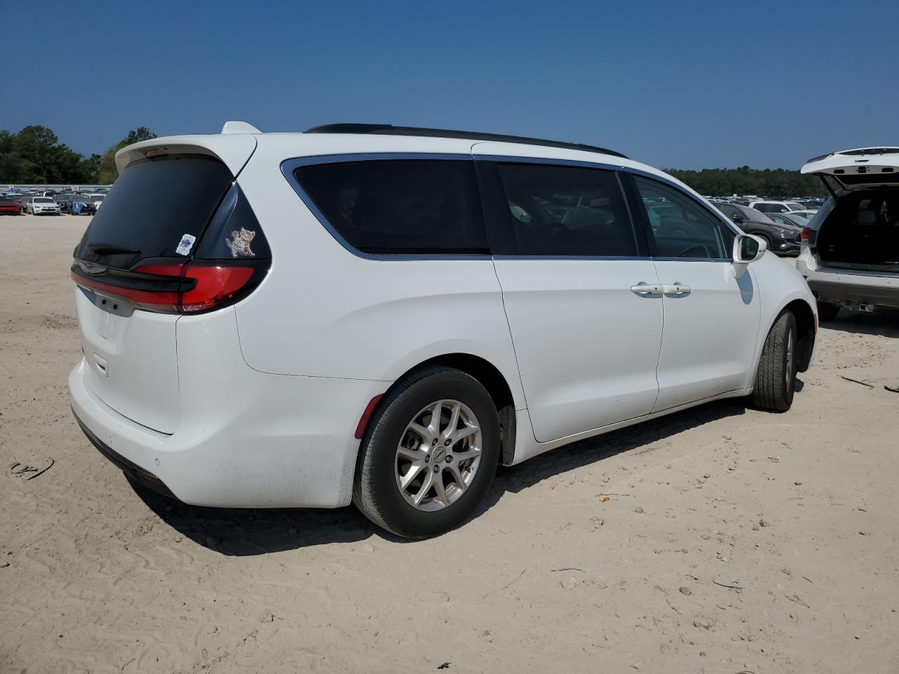 CHRYSLER PACIFICA TOURING L