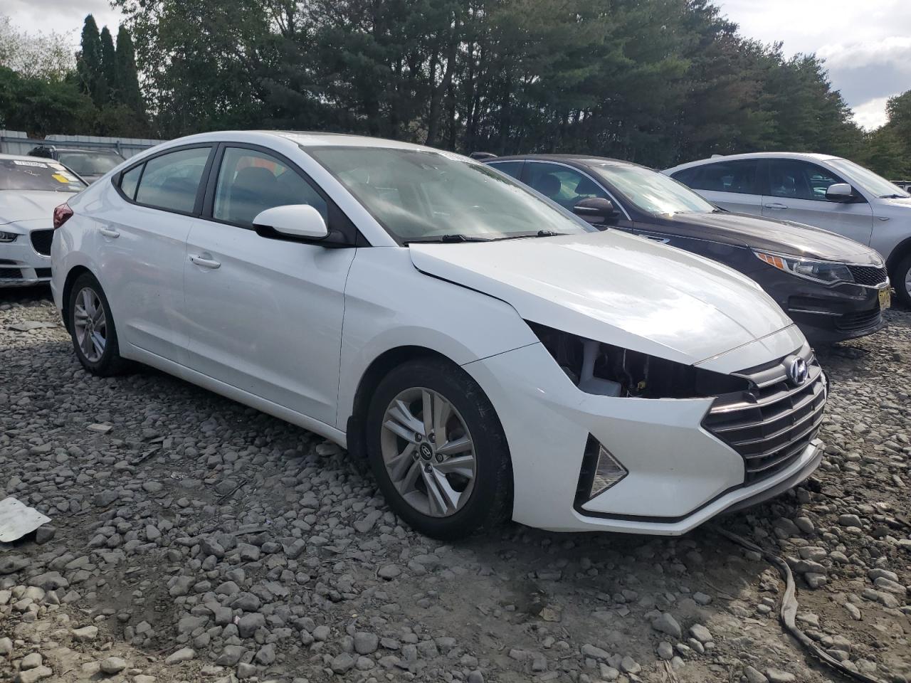 HYUNDAI ELANTRA SEL