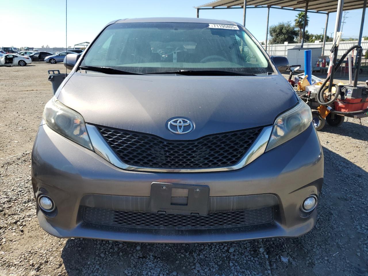 TOYOTA SIENNA SPORT