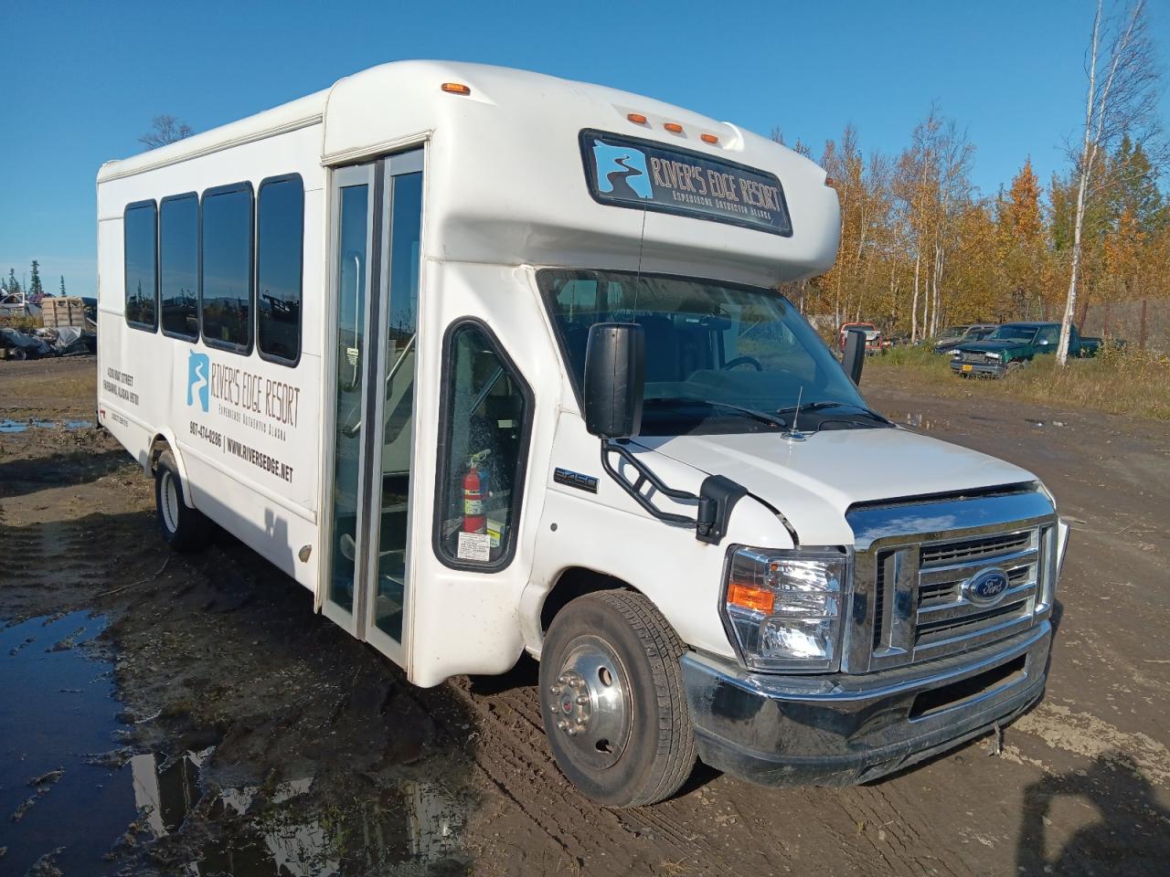 FORD ECONOLINE E450 SUPER DUTY CUTAWAY VAN