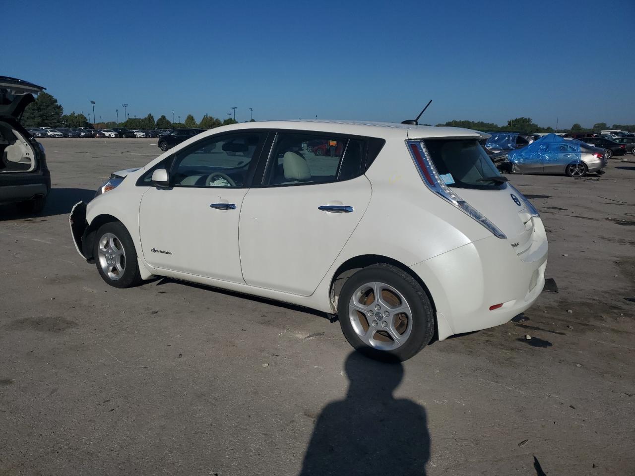 NISSAN LEAF S