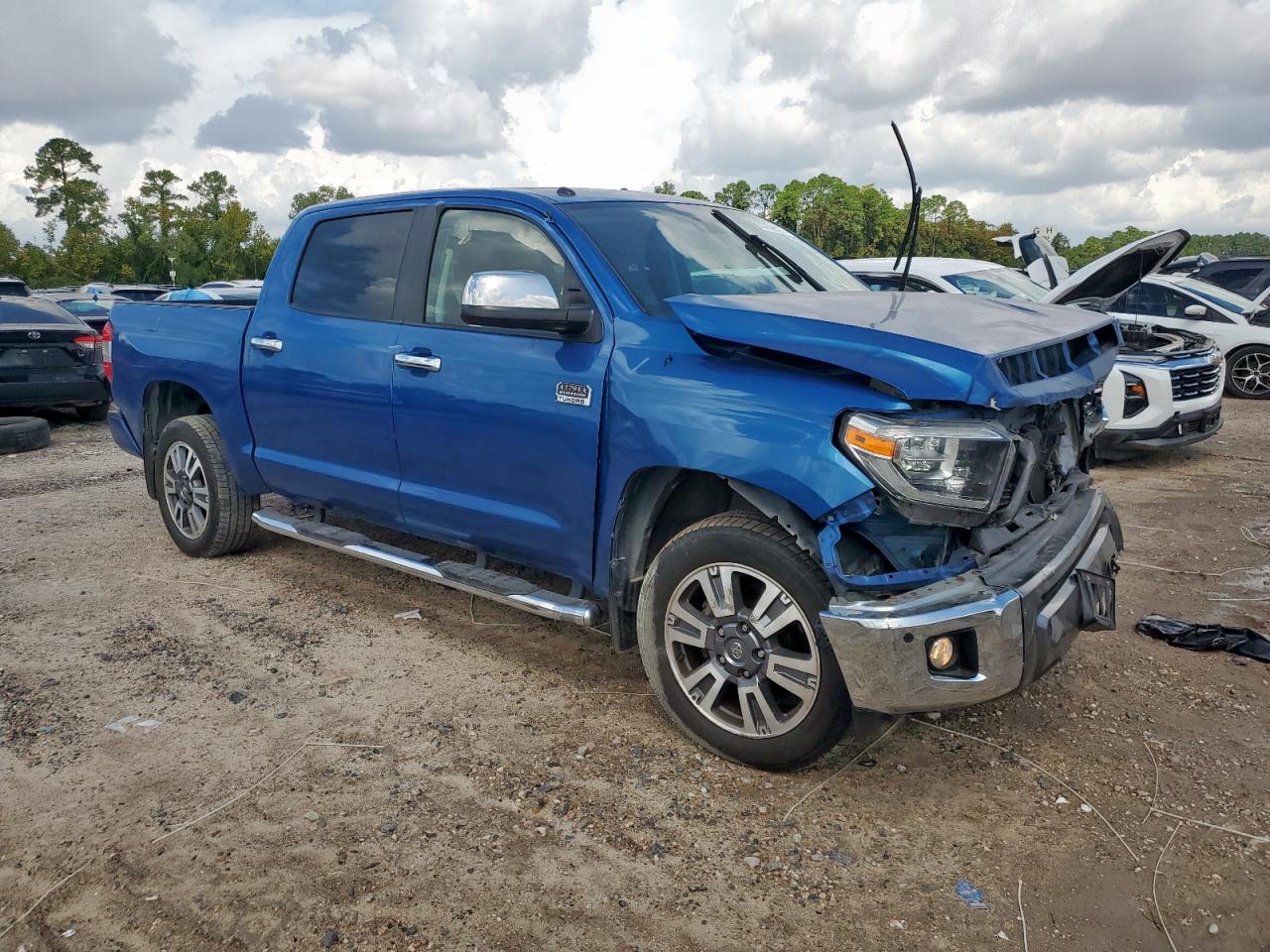 TOYOTA TUNDRA CREWMAX 1794