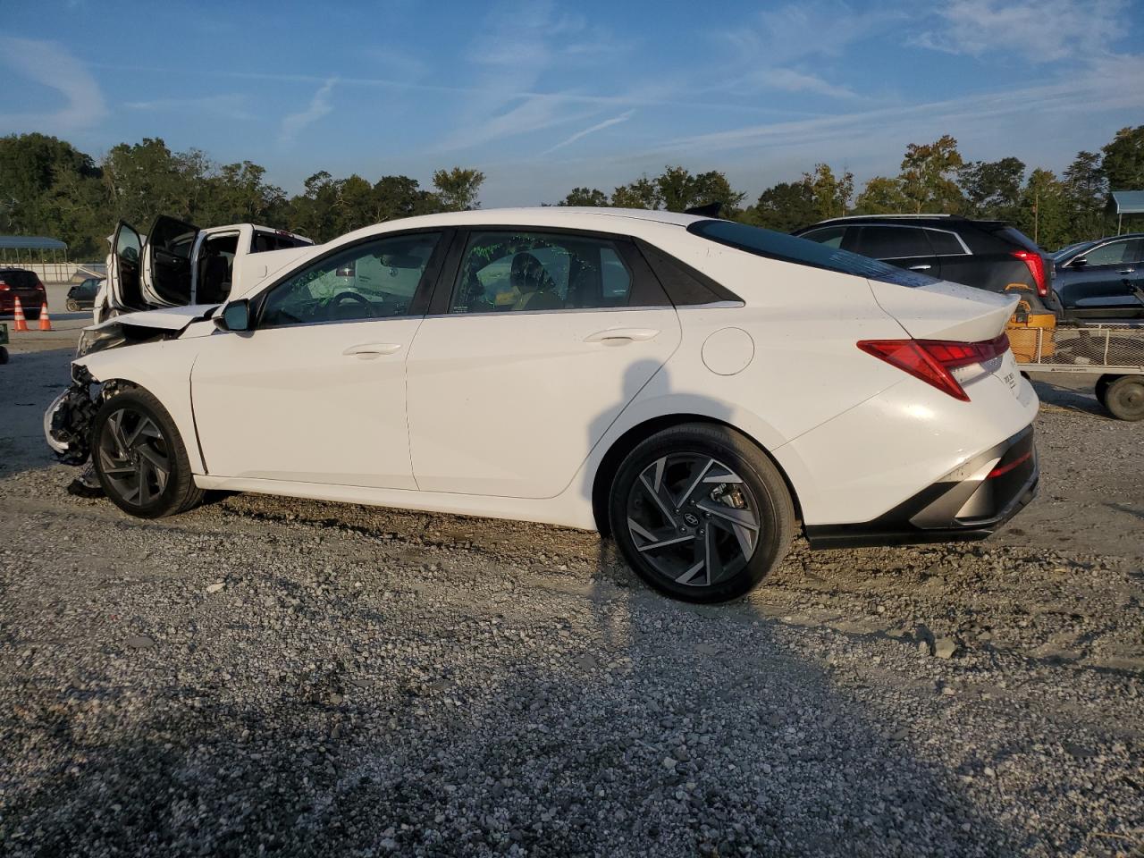 HYUNDAI ELANTRA LIMITED