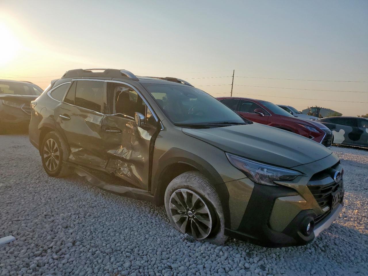 SUBARU OUTBACK TOURING