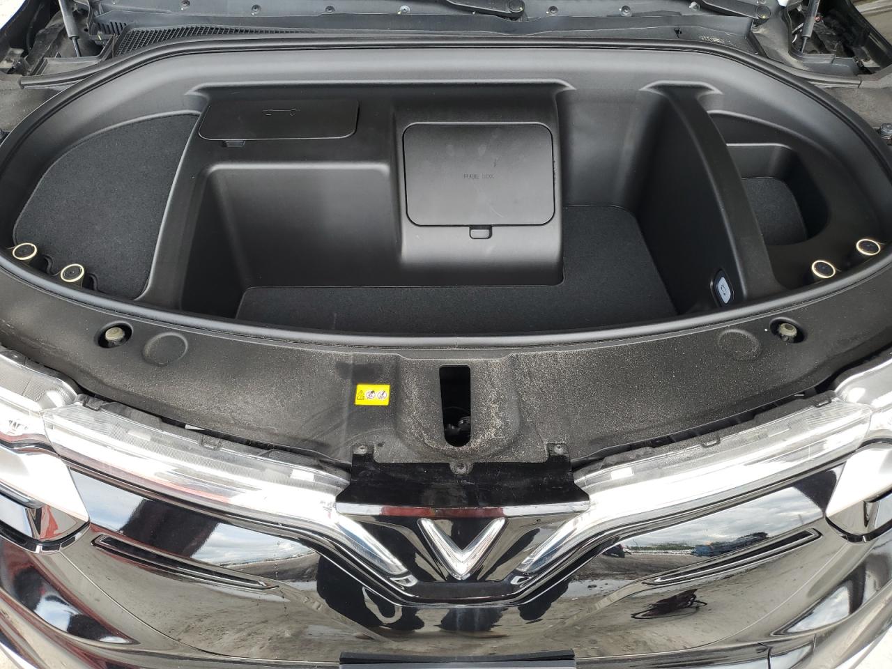 Lot #3302728111 2024 VINFAST TRADING AND PRODU VF 8 PLUS