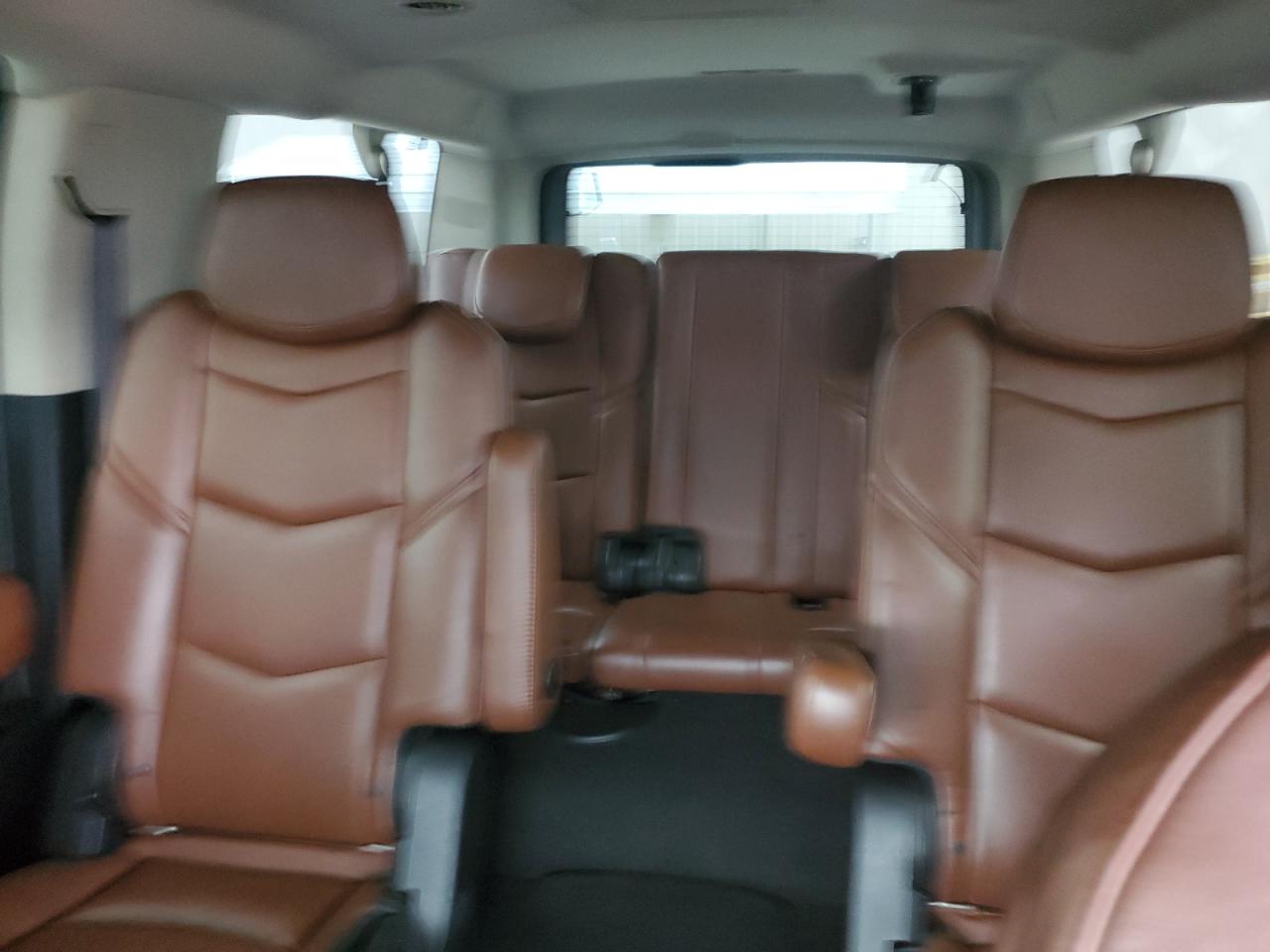 CADILLAC ESCALADE ESV PREMIUM LUXURY