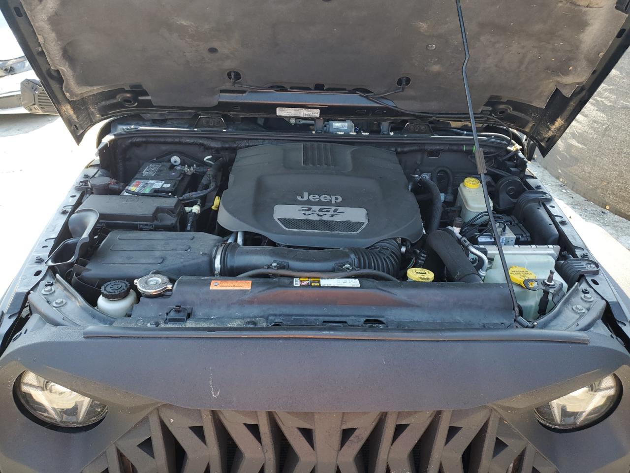 JEEP WRANGLER SAHARA