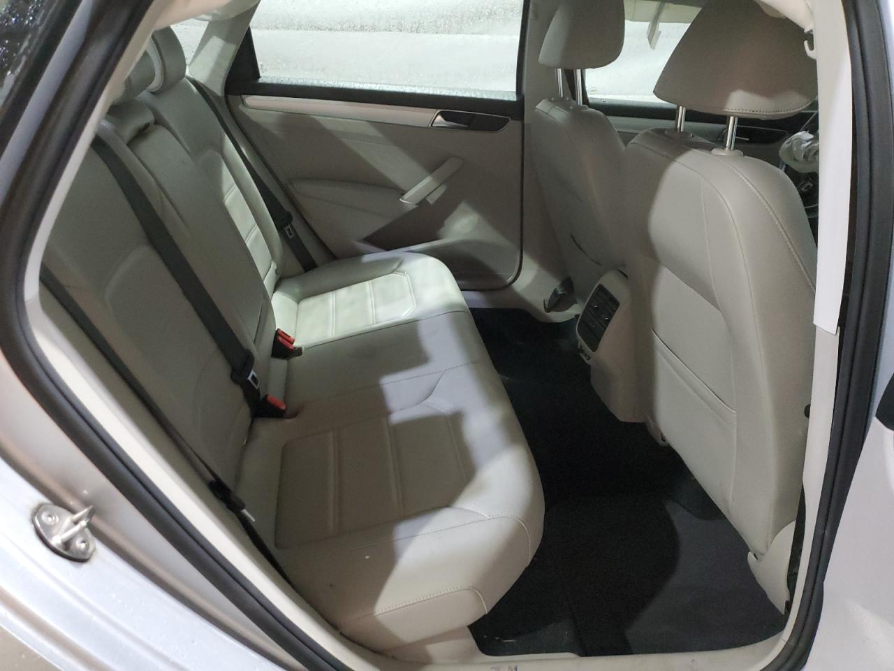 VOLKSWAGEN PASSAT WOLFSBURG