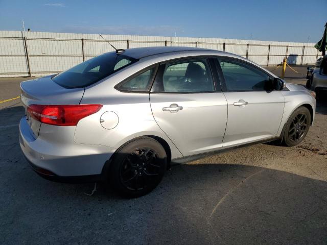 2016 FORD FOCUS SE 1FADP3F26GL227439
