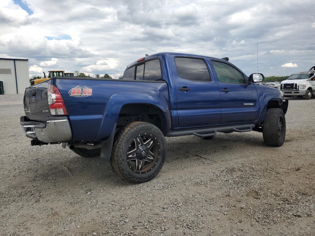 TOYOTA TACOMA DOUBLE CAB