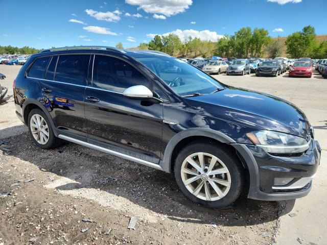 2018 VOLKSWAGEN GOLF ALLTR 3VWH17AU2JM759397