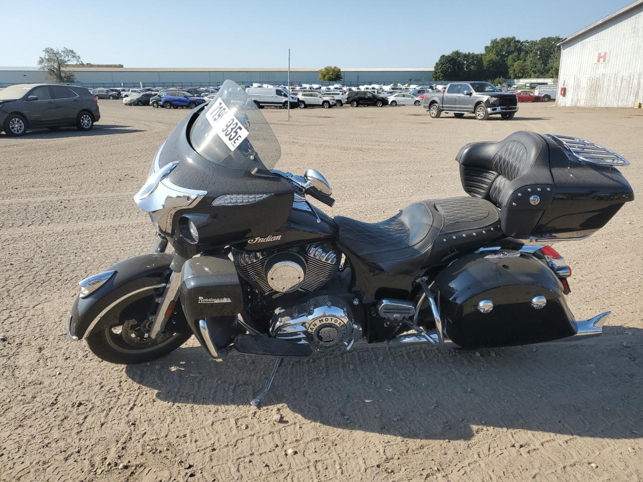 Lot #3279743925 2016 INDIAN MOTORCYCLE CO. ROADMASTER