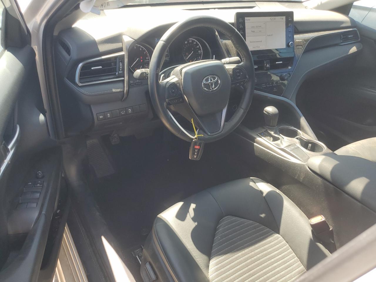 TOYOTA CAMRY SE NIGHT SHADE