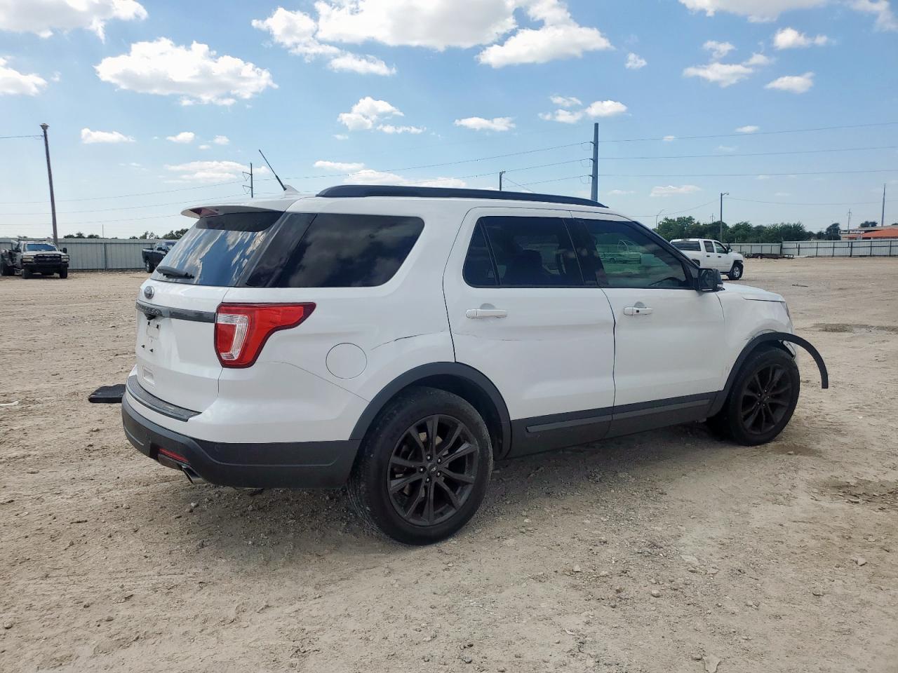 FORD EXPLORER XLT