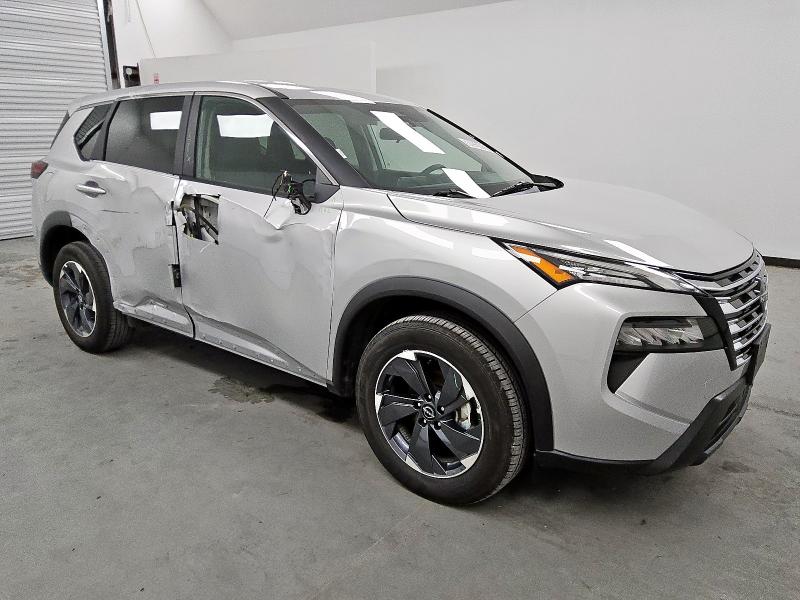 2025 NISSAN ROGUE SV 5N1BT3BA0SC819854