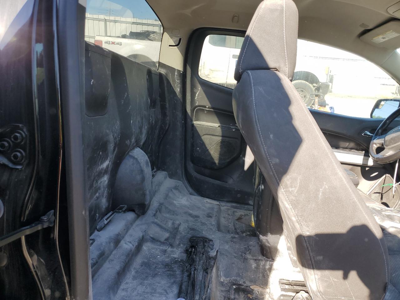 CHEVROLET COLORADO LT