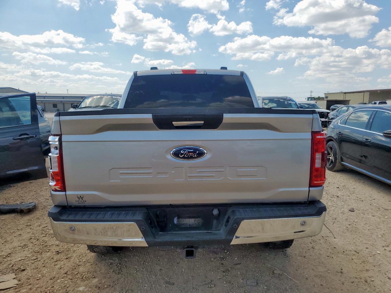 FORD F-150 SUPERCREW