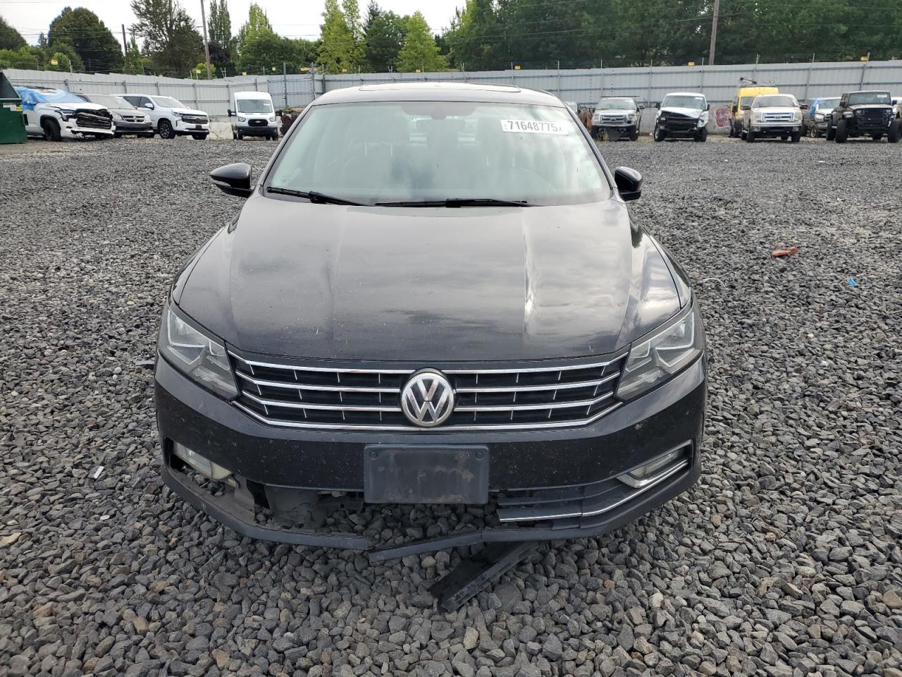 VOLKSWAGEN PASSAT SE