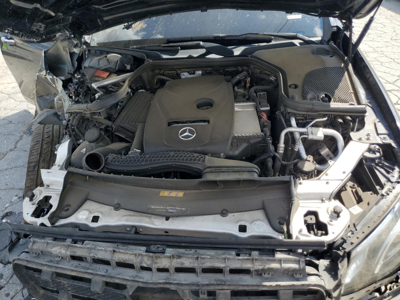 MERCEDES-BENZ E-CLASS 300