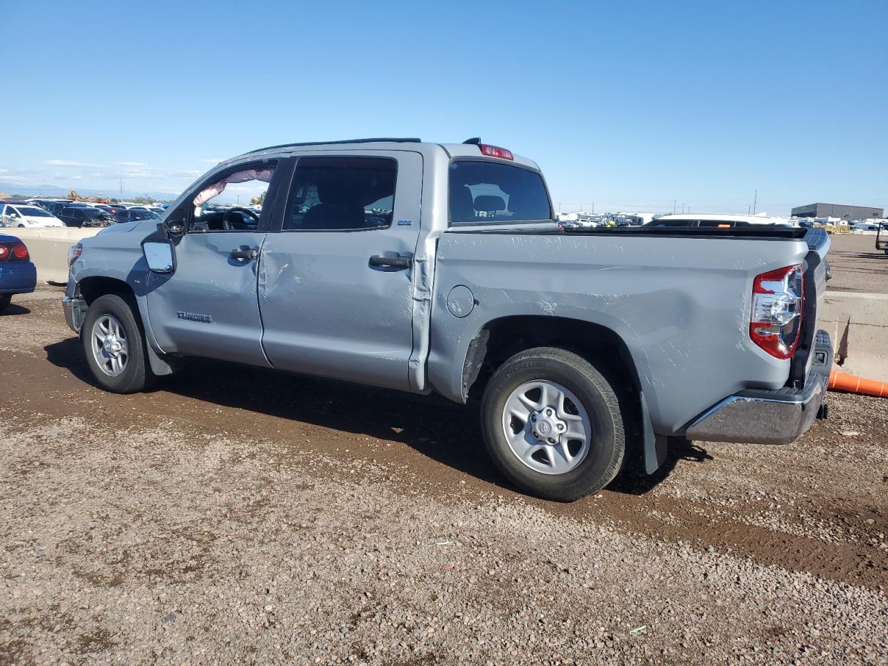TOYOTA TUNDRA CREWMAX SR5