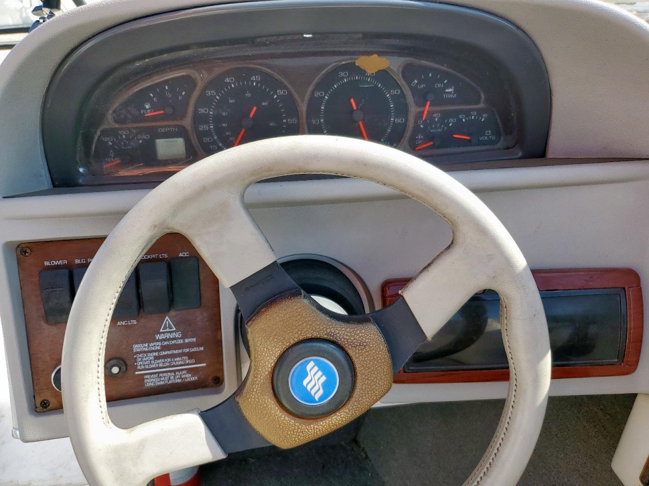 Lot #3305359299 1995 FOUR WINNS BOAT