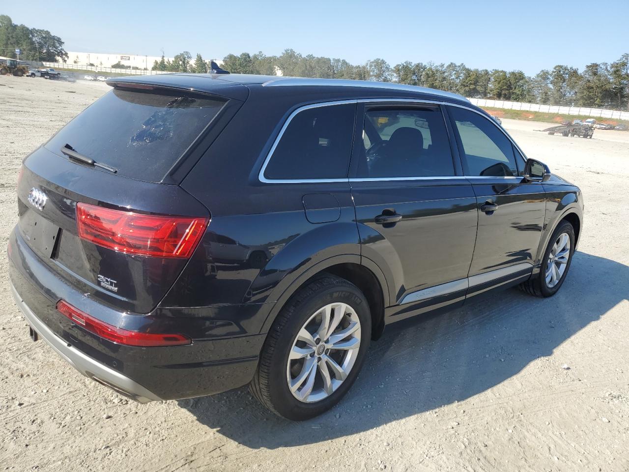 AUDI Q7 PREMIUM