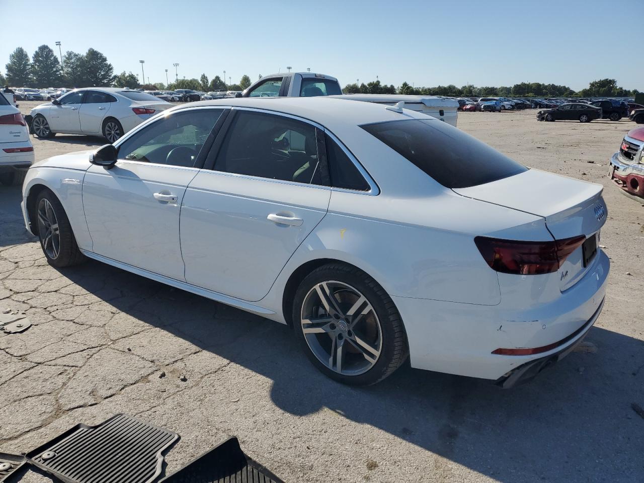 AUDI A4 PREMIUM PLUS