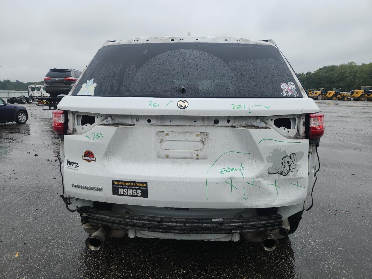 CHEVROLET TRAVERSE LS