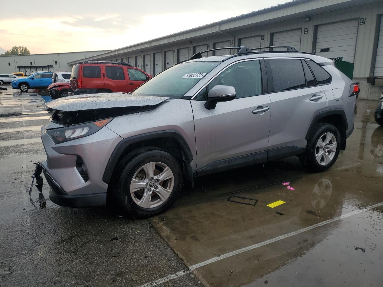 TOYOTA RAV4 XLE