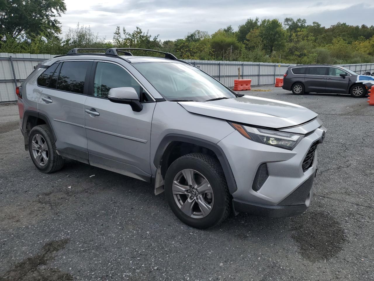 TOYOTA RAV4 XLE