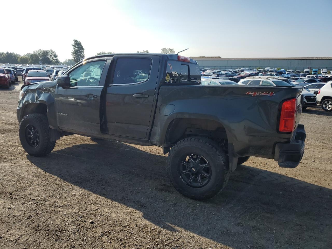 CHEVROLET COLORADO LT