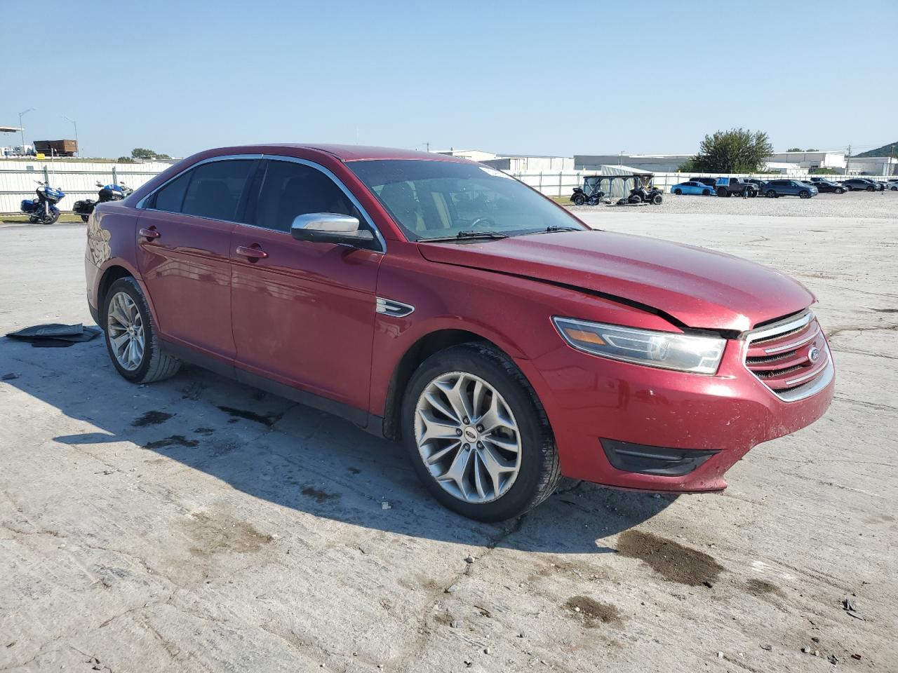 Lot #3302787927 2016 FORD TAURUS LIM