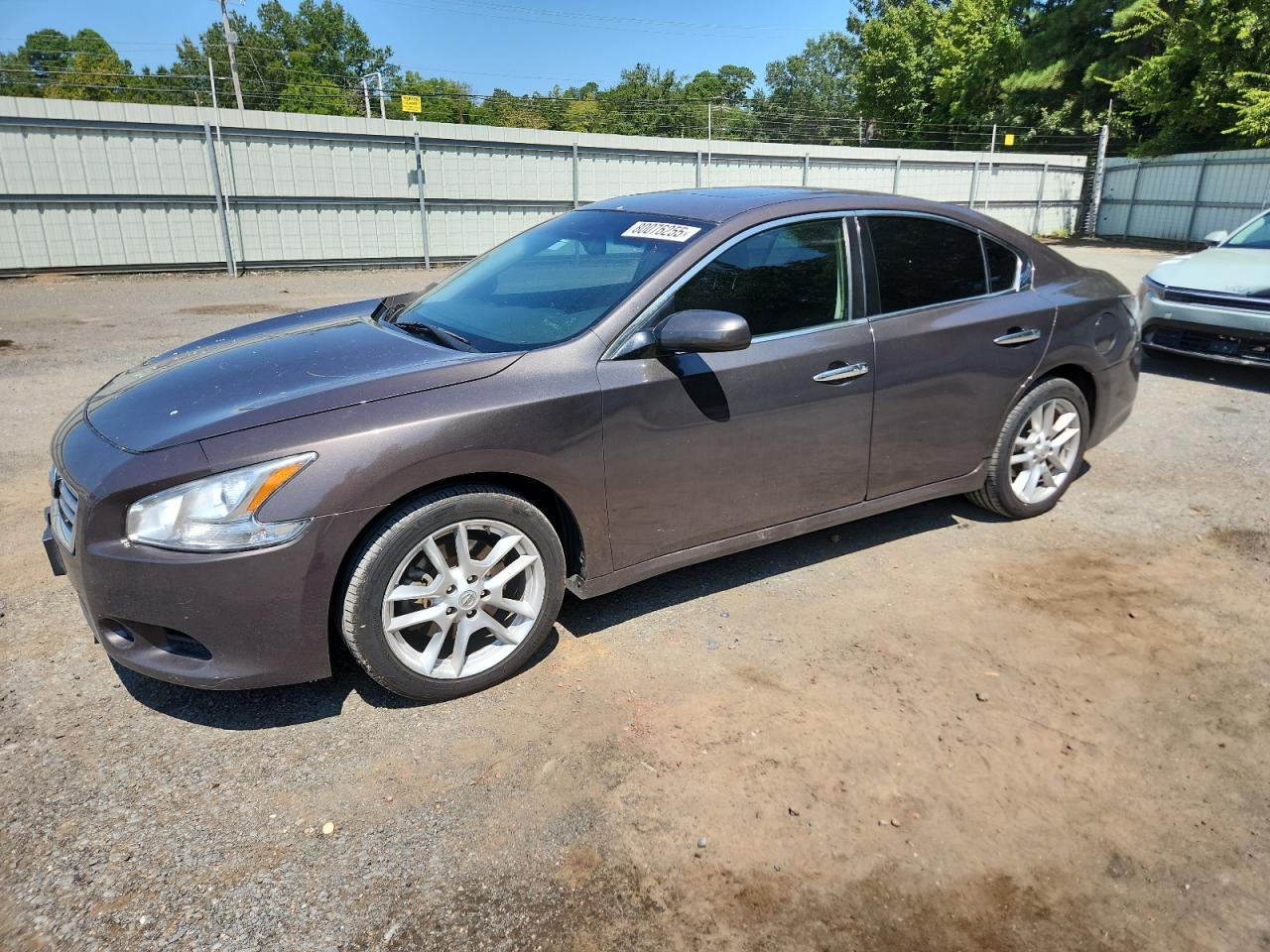 NISSAN MAXIMA S
