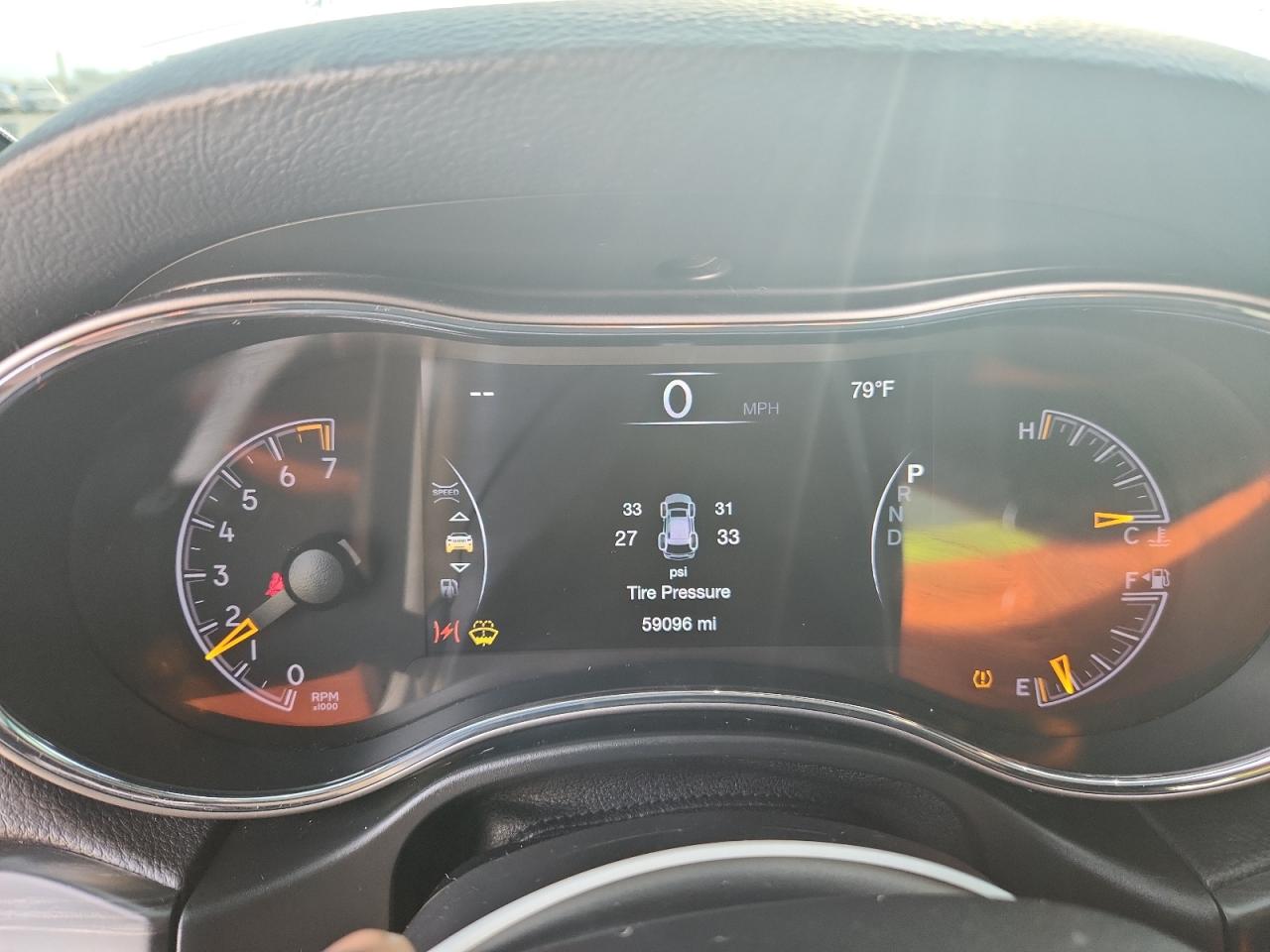 JEEP GRAND CHEROKEE LAREDO