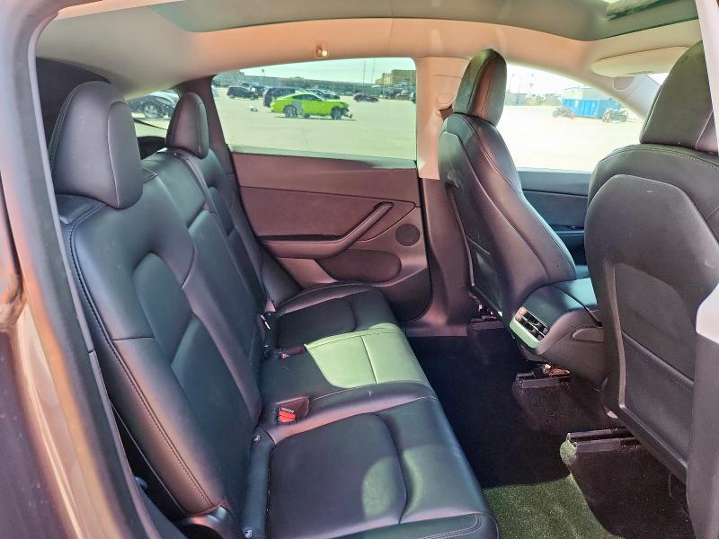 2021 TESLA MODEL Y 5YJYGDEE5MF074113