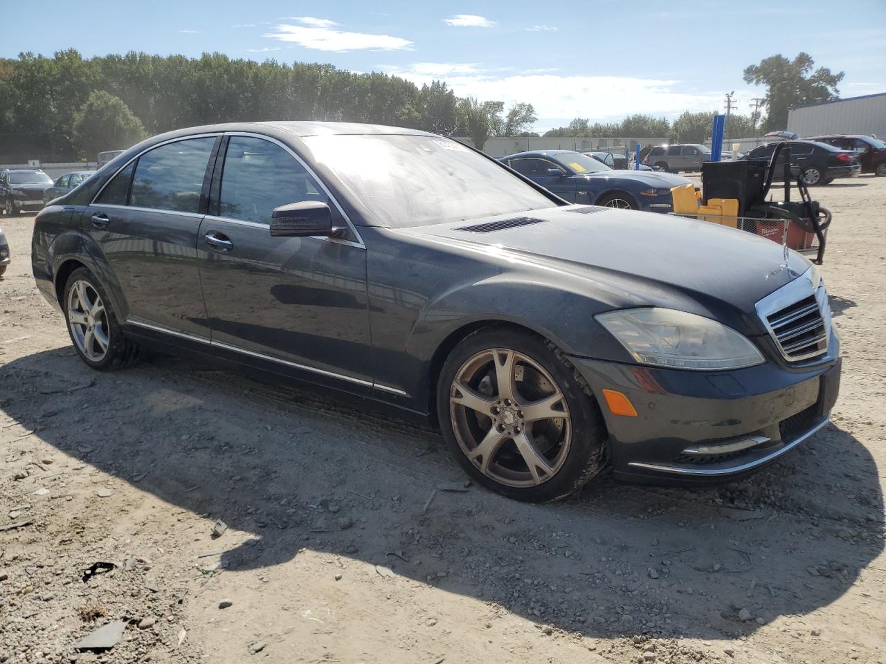 MERCEDES-BENZ S-CLASS 550 4MATIC