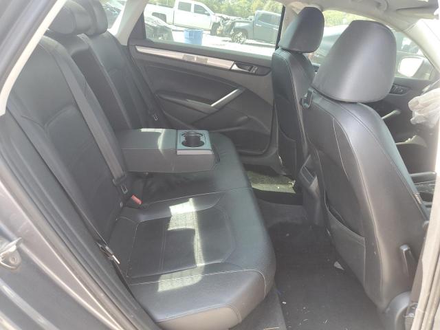 2015 VOLKSWAGEN PASSAT S 1VWAT7A33FC037206