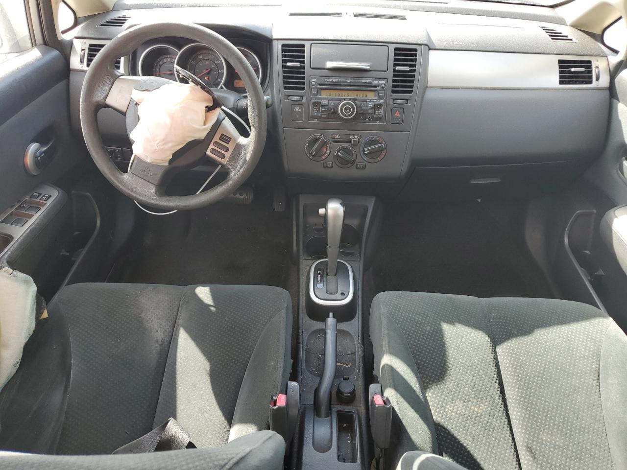 NISSAN VERSA S