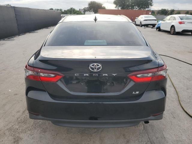 2022 TOYOTA CAMRY LE 4T1C11AK7NU657292
