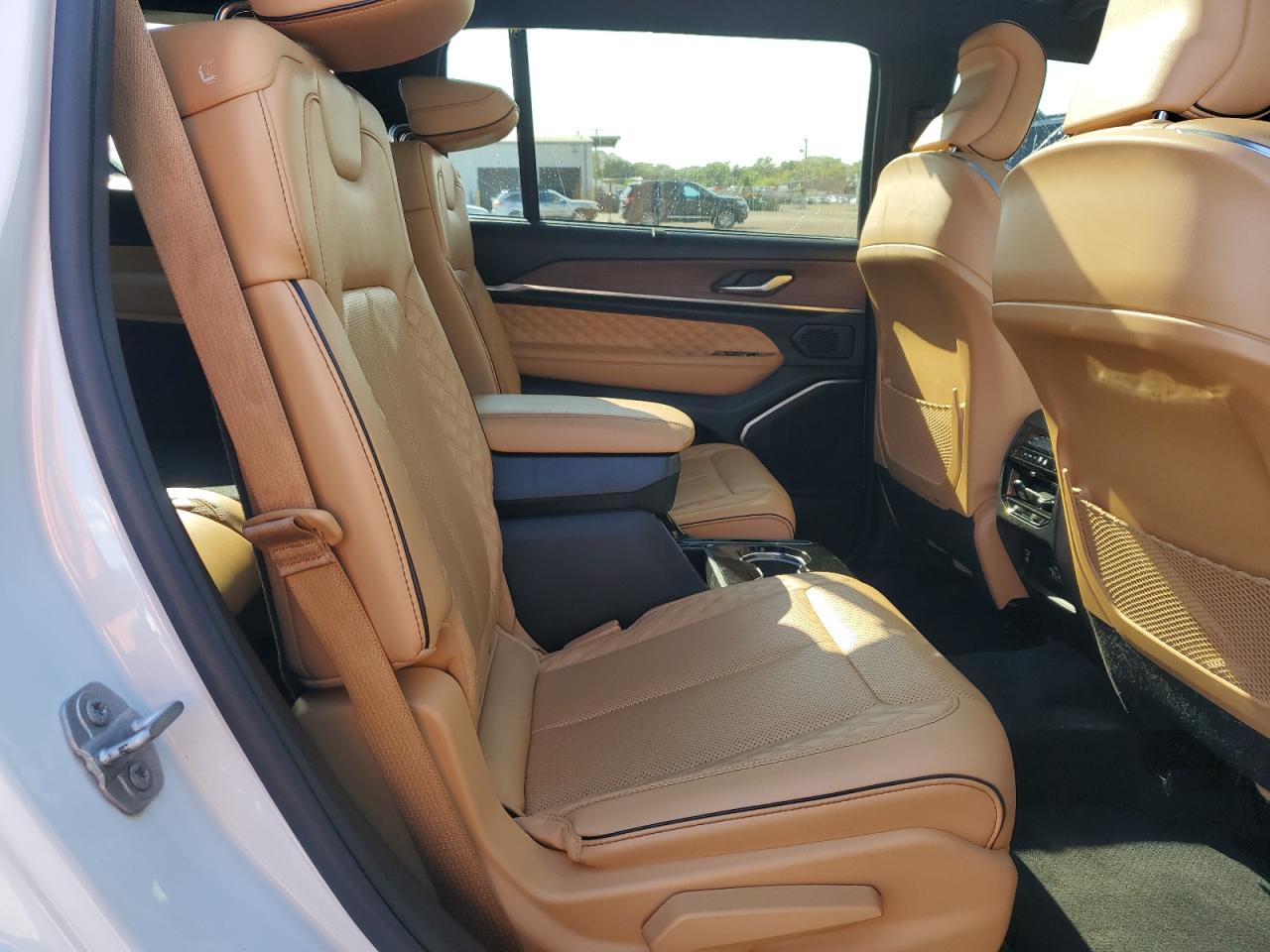 JEEP GRAND CHEROKEE L SUMMIT