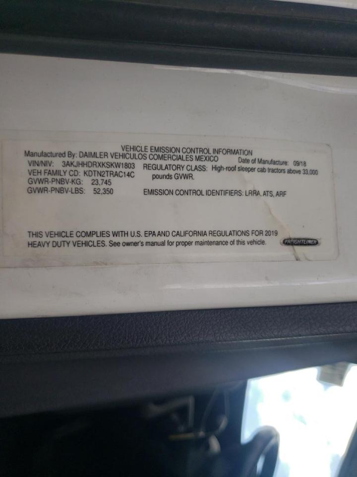 Lot #3234350058 2019 FREIGHTLINER CASCADIA 1