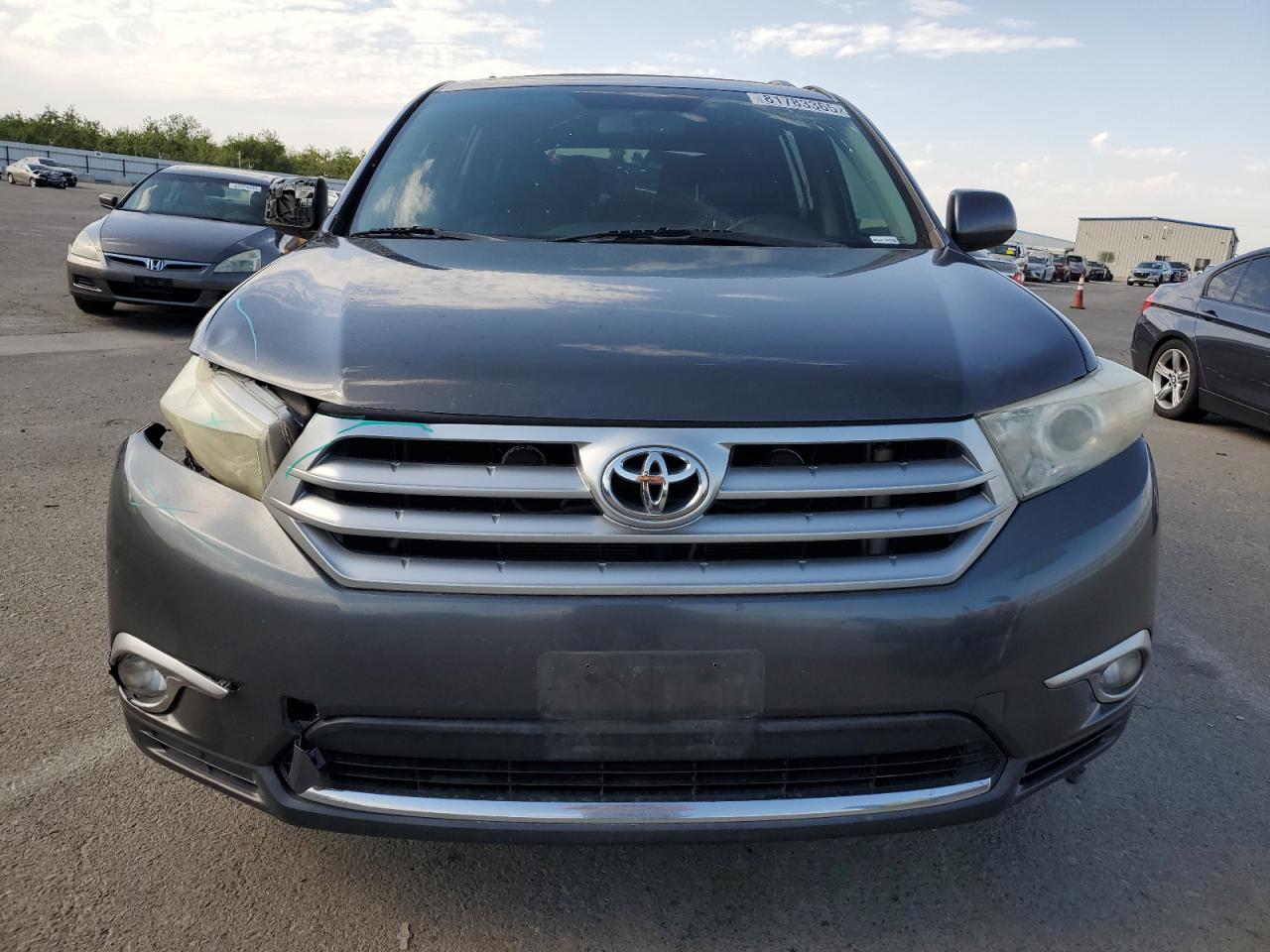 TOYOTA HIGHLANDER BASE