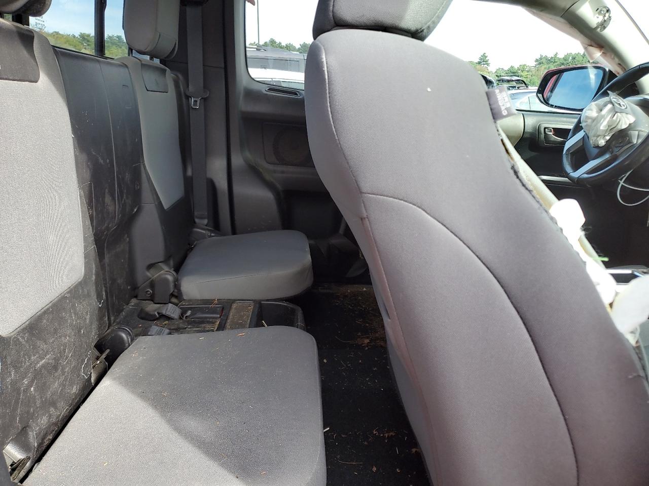 TOYOTA TACOMA ACCESS CAB