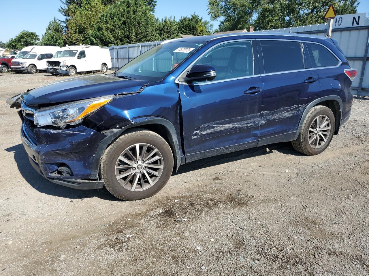 TOYOTA HIGHLANDER XLE