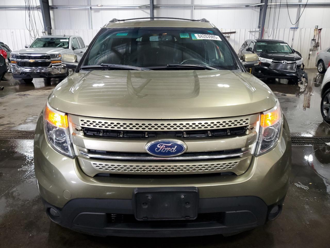 FORD EXPLORER LIMITED