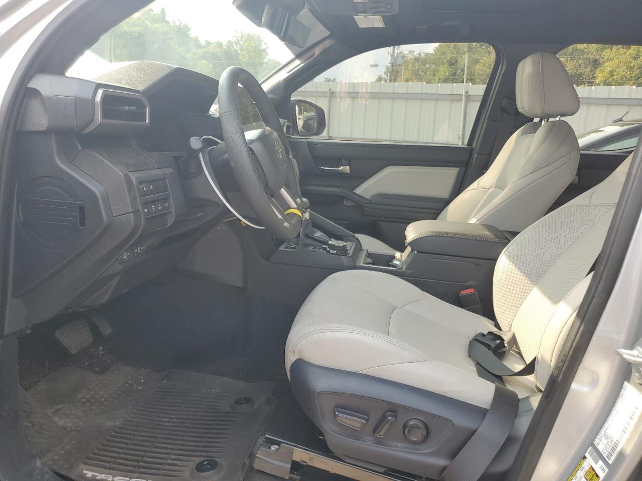 TOYOTA TACOMA DOUBLE CAB